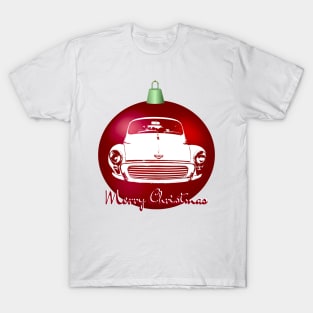 Morris Minor British classic car monoblock Christmas ball special edition T-Shirt